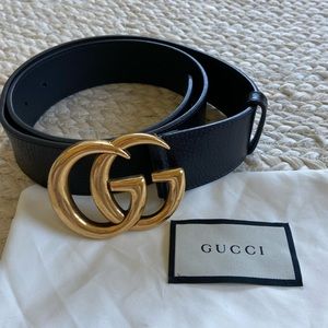 Gucci leather belt in excellent condition